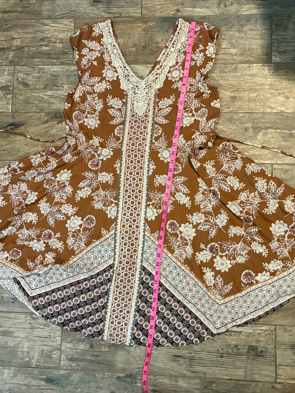 Women’s back in the saddle Floral Midi Dress in Rust Brown - Picture 5 of 5